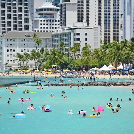 Waikiki Banyan #3810-T2-2